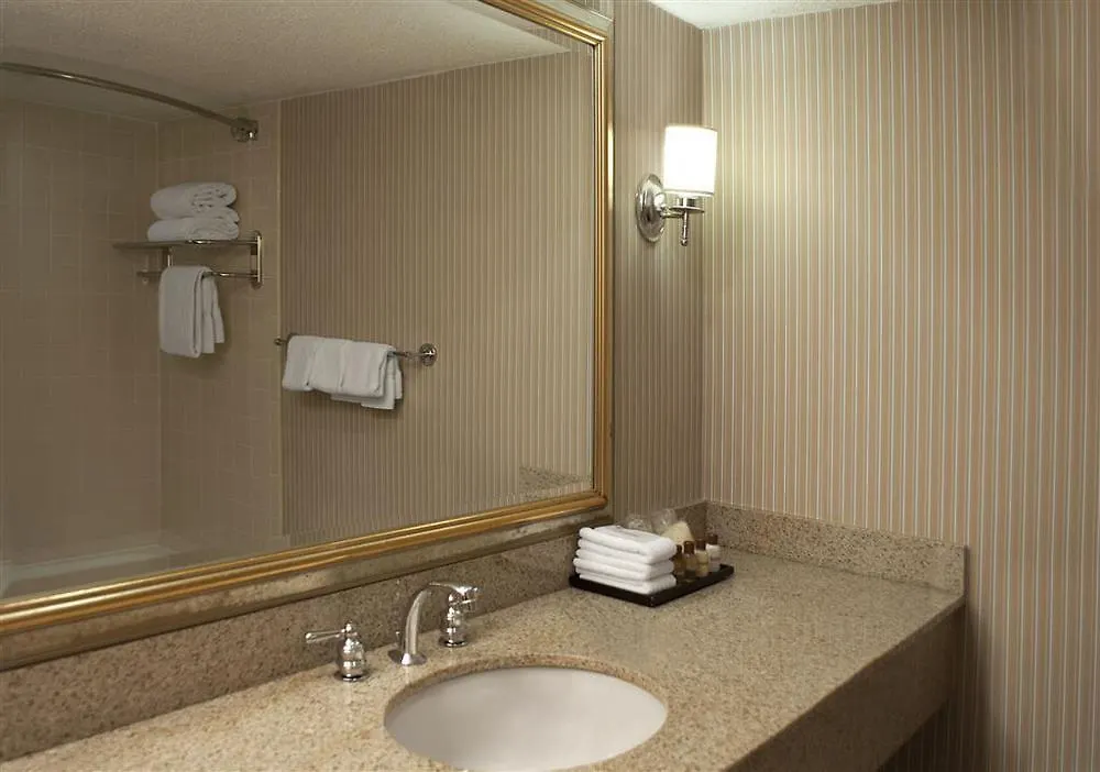 Sheraton Charlotte Airport Hotel